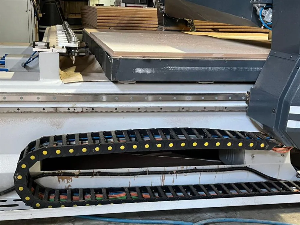 Elfemak Torro 2128 Süpürmeli CNC Nesting Makinesi (2017) — 8/9