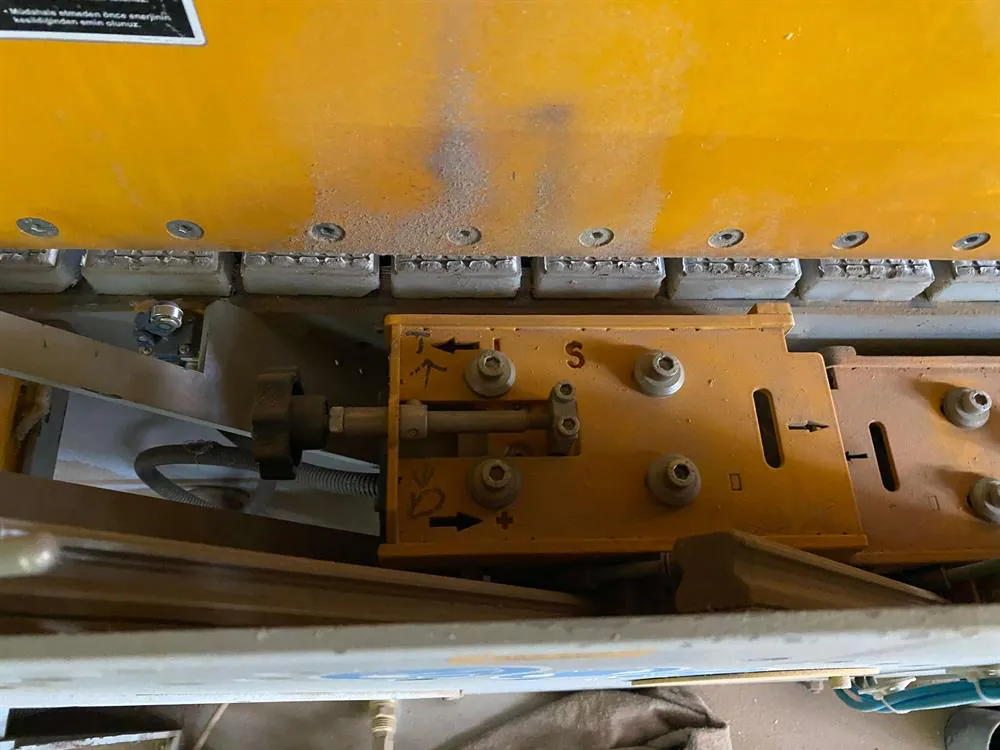 Boss Makine Kb-60 Kenar Bantlama Makinesi (2015) — 7/10