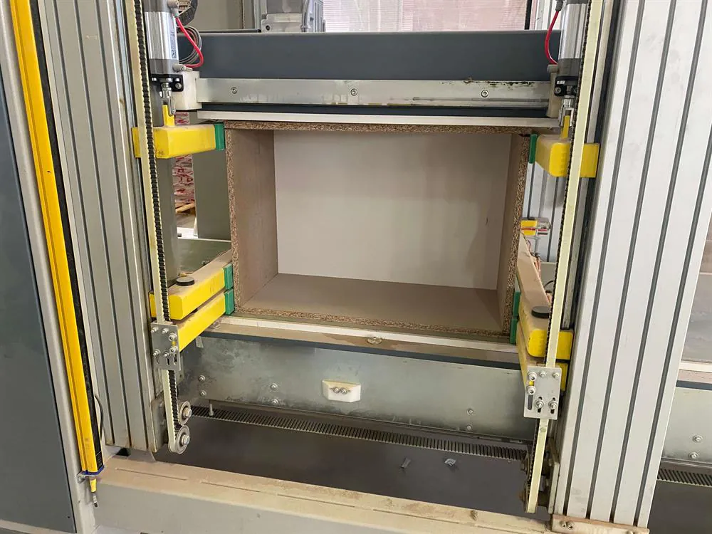 Erregi Tecnopress VR2 2500 Karkas Kutu Pres Makinesi (2022) — 6/11