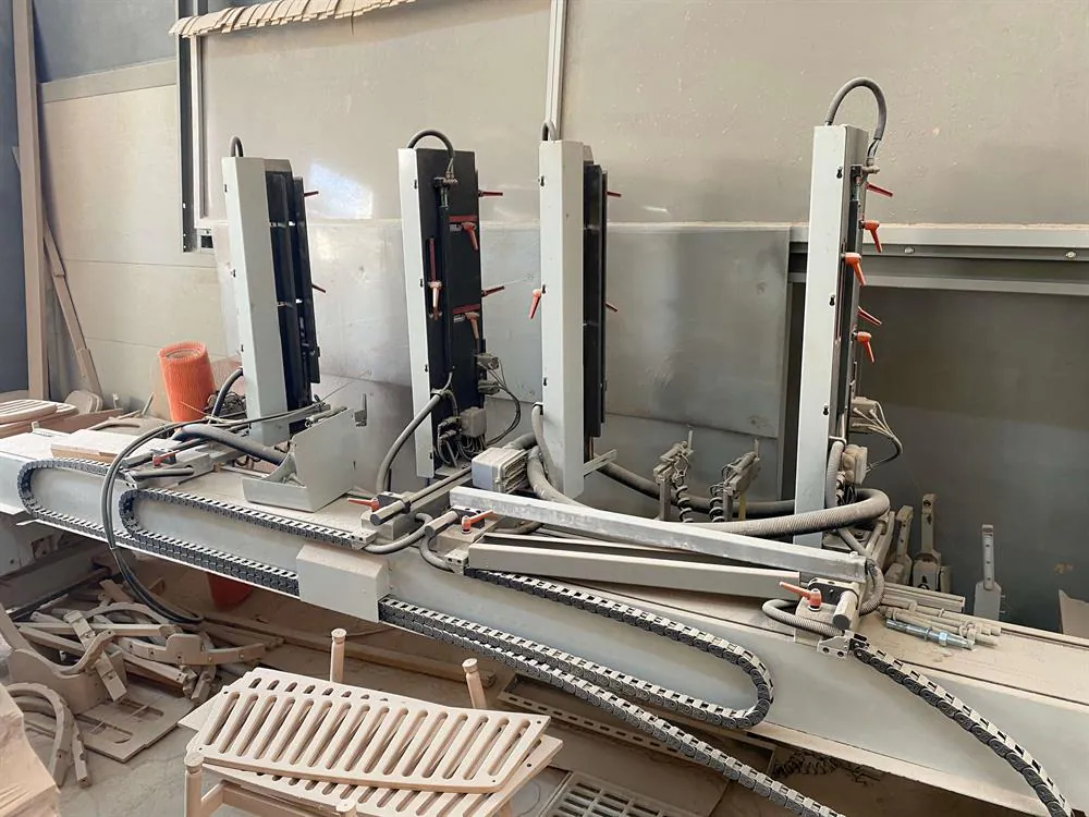 Pade Omega CNC Router (2009) — 3/10