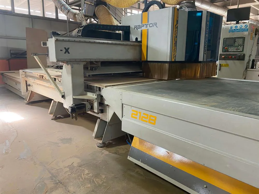 AES Raptor 2128 CNC Nesting Makinesi (2011) — 2/20