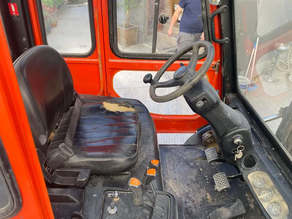 Doosan D305-3 Dizel Forklift (2010) — 9/12