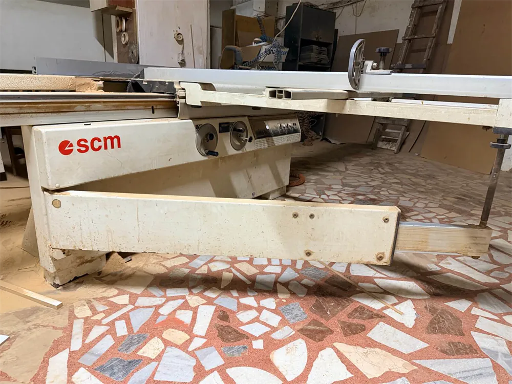 SCM SI 300 Çizicili Yatar Daire Testere (2004) — 3/6