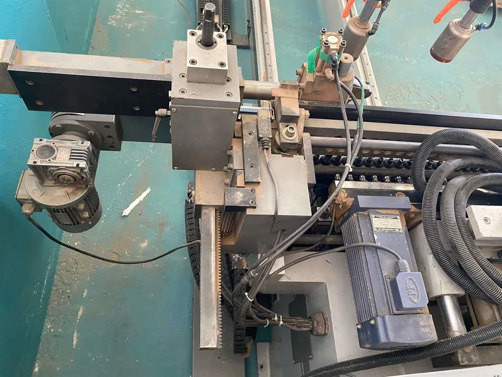 Fnt Makine 7K-154 Çoklu Delik Makinesi (2008) — 7/12