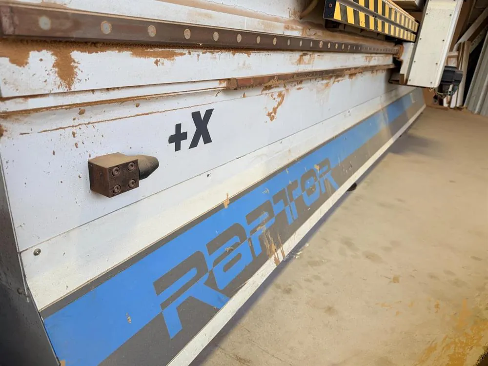 AES Raptor Cabinet 2136 CNC Nesting Makinesi (2013) — 4/25