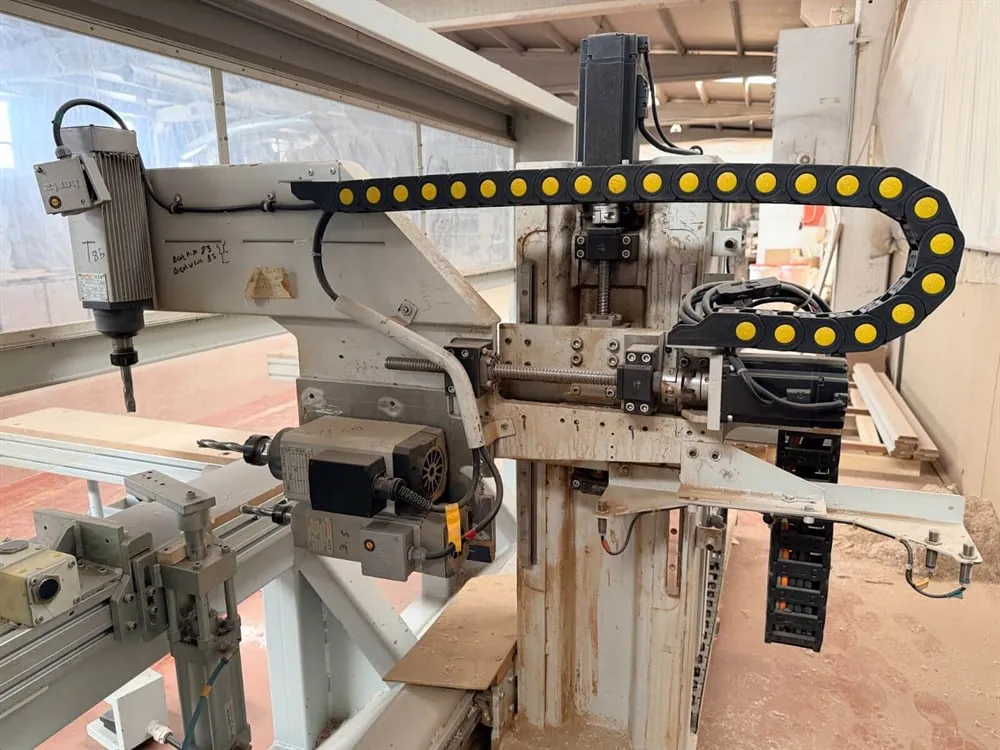 Umur Makine Kol Kilit ve Menteşe Açma Makinesi — 4/8