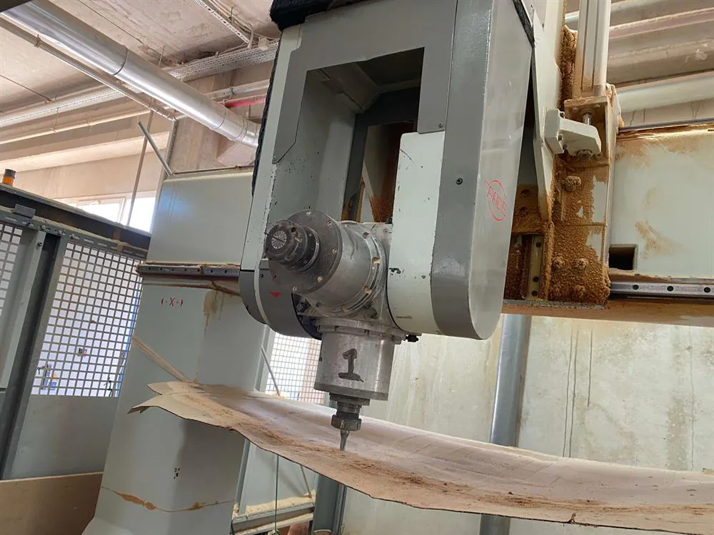 Pade Uni 5 Spin CNC Router (2005) — 7/13