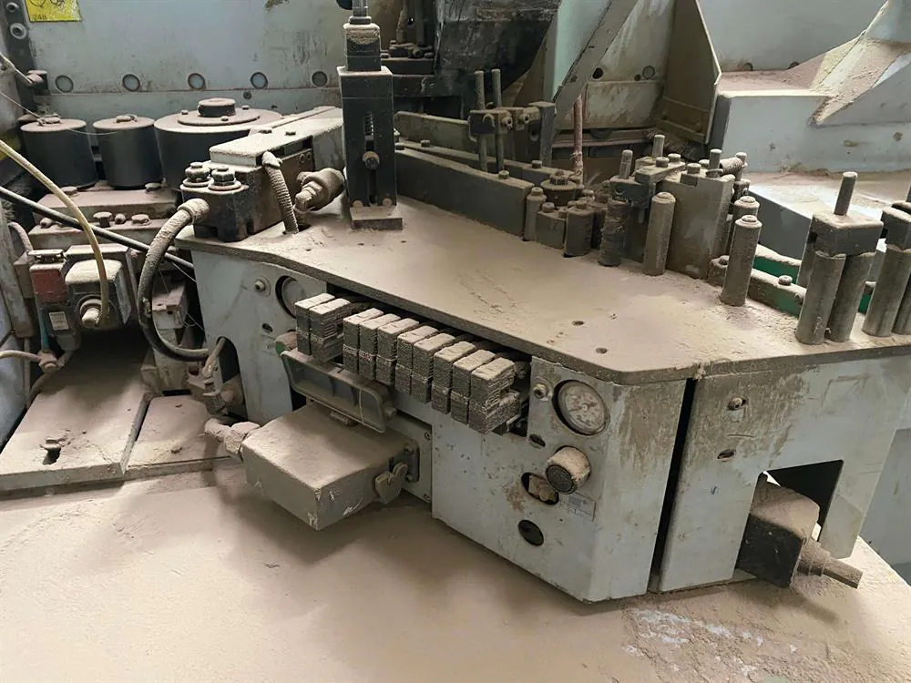 Homag Optimat KL77/A3/S2 Otomatik Kenar Bantlama Makinesi — 9/18