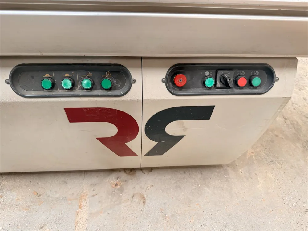 Robland NZ 3200 Çizicili Yatar Daire Testere (2010) — 6/6