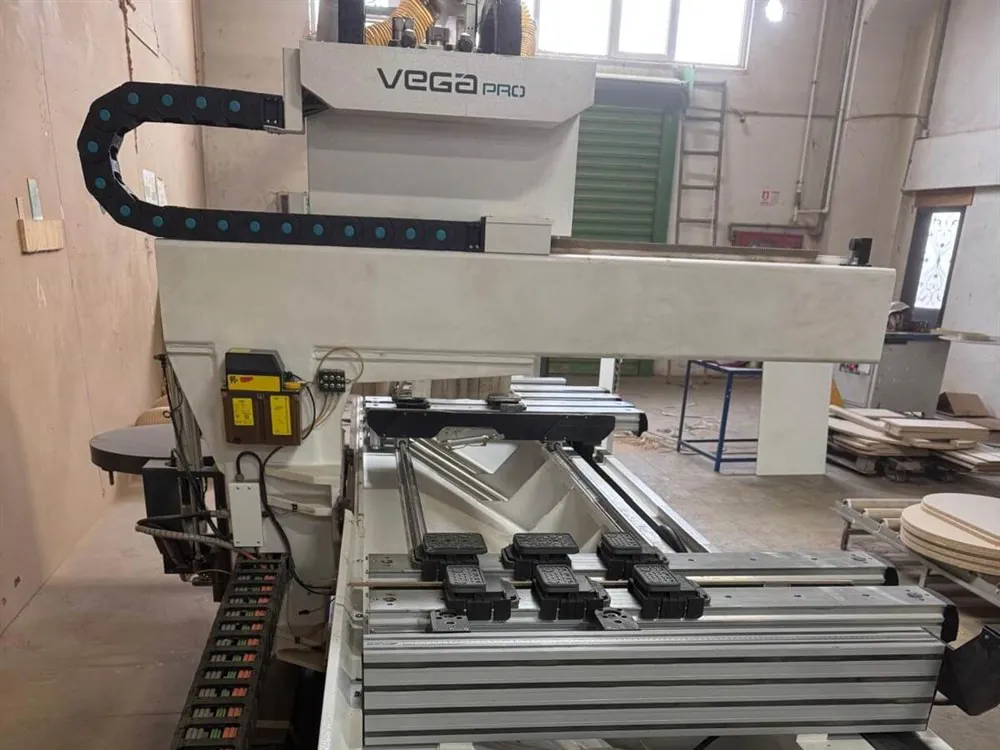 AES Vega Pro 1332 CNC Router (2022) — 7/8