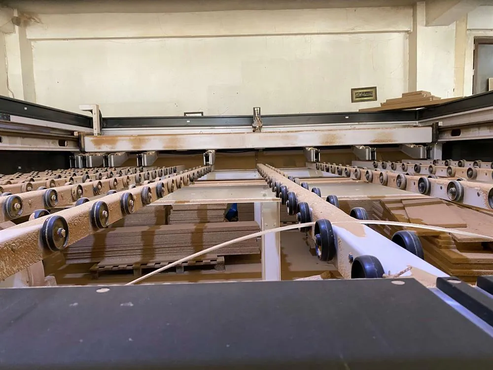 AES Alpha Ps 04 - 4200 Panel Saw (2021) — 11/12