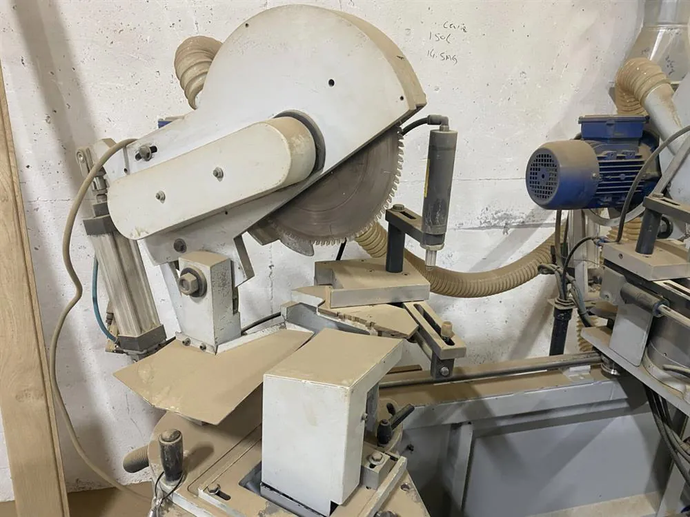 Toskar Woodmaster 300 Gönye ve Profil Kesim Makinesi (2014) — 5/6