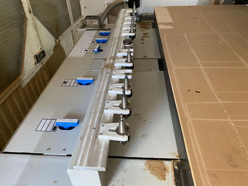 Elfamak Quadro 2137 Düz Tabla CNC Router (2023) — 16/18