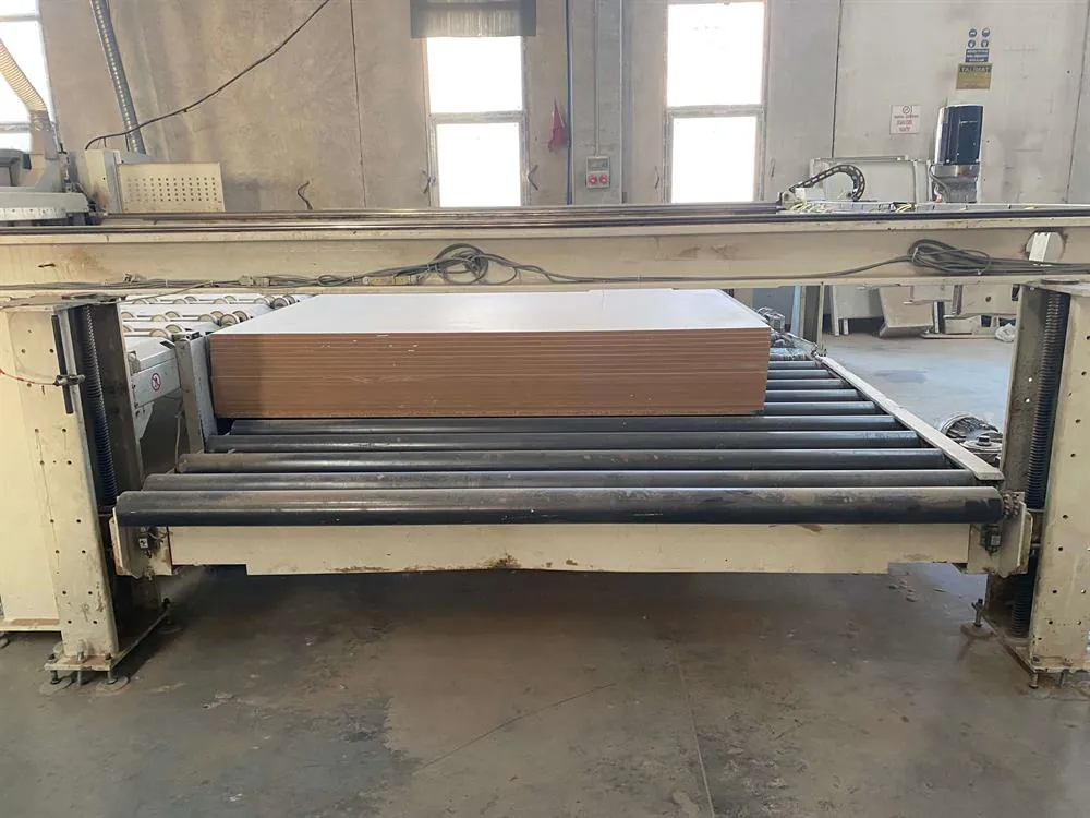 SCM Gabbiani Galaxy T3 130 Asansörlü Arkadan Yandan Yüklemeli Panel Ebatlama Makinesi (2012) — 11/14