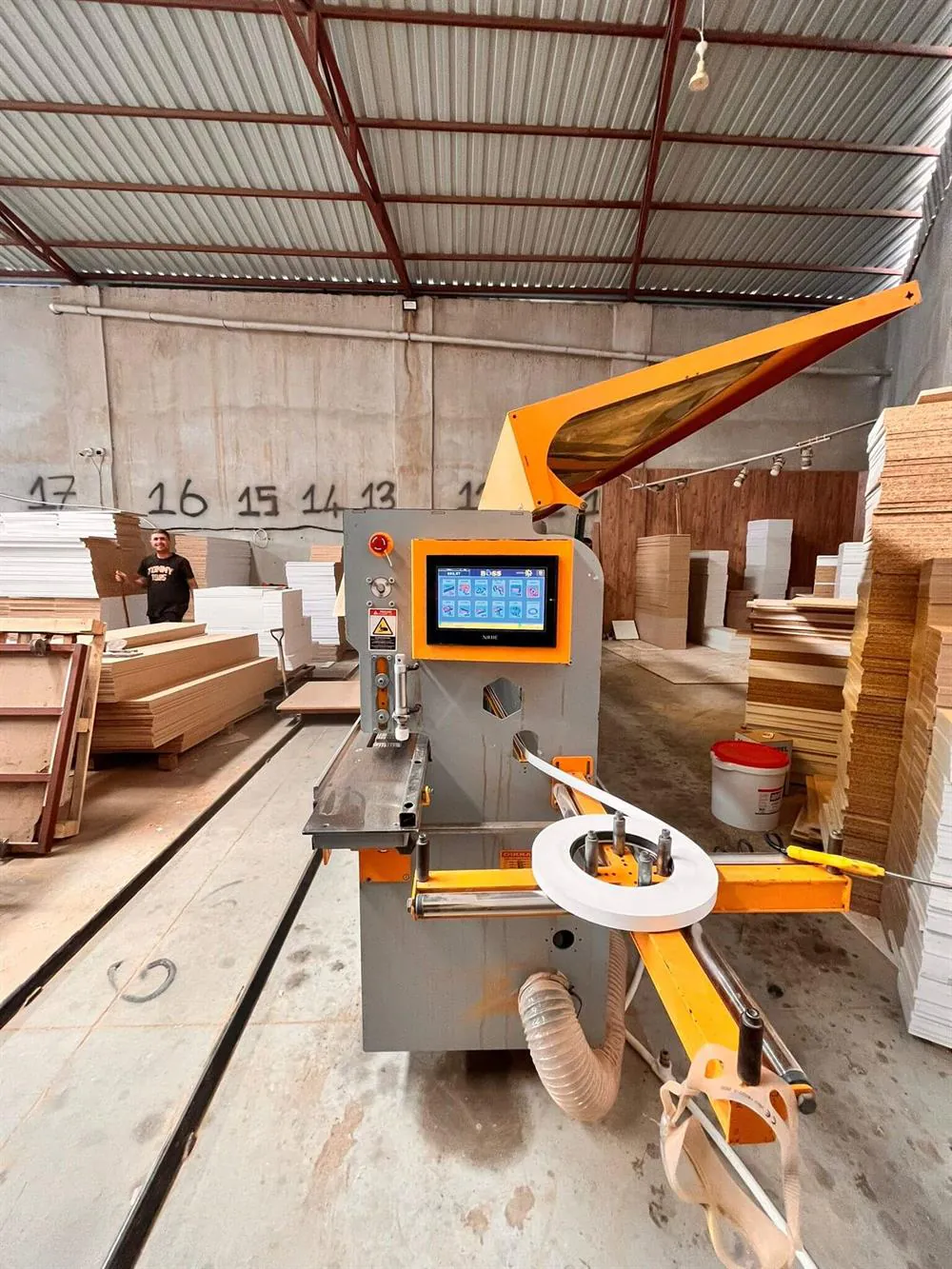 Boss Makine KB 100 Otomatik Kenar Bantlama Makinesi (2024) — 9/10