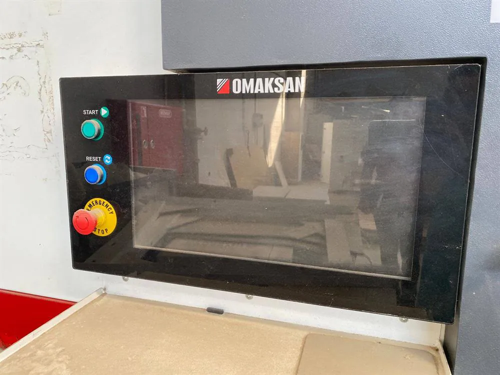 Omaksan Holemaster 4000 Xline CNC Delik Makinesi (2020) — 8/12