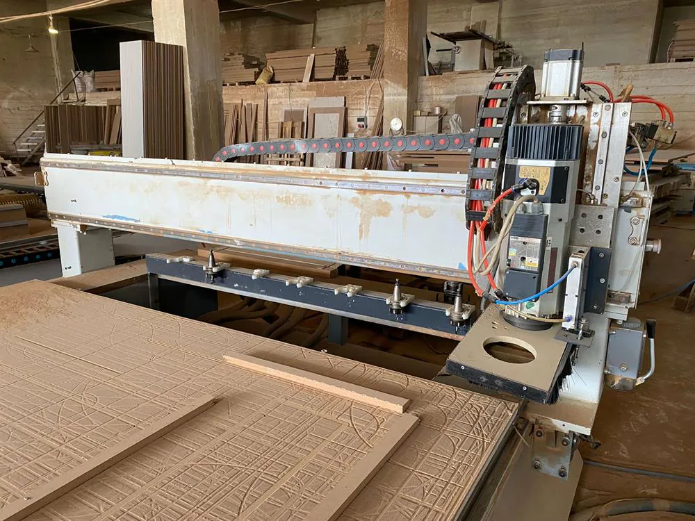 Mutlucam Makine 2136 Düz Tabla CNC Router (2012) — 3/13