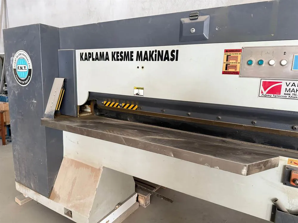 Fnt Makine KG 3100 Kaplama Kesim Makinesi (2013) — 3/6