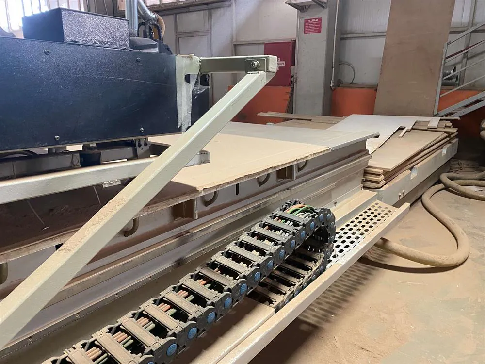 AES Raptor 2128 CNC Nesting Makinesi (2011) — 11/20