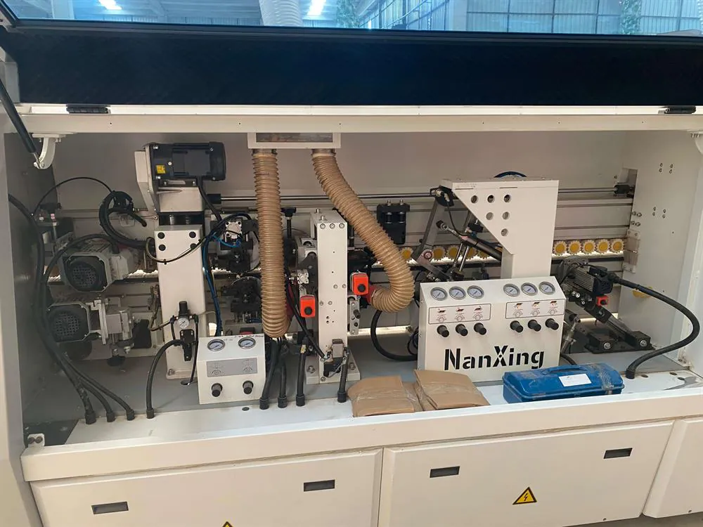 Nanxing NB875E Softforming Kenar Bantlama Makinesi (2022) — 15/23