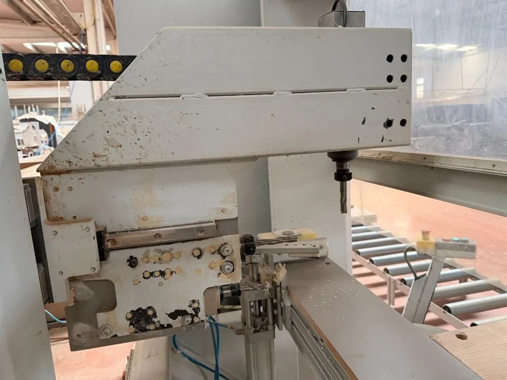 Umur Makine Kol Kilit ve Menteşe Açma Makinesi — 6/8