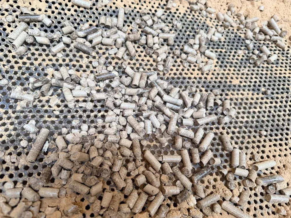 Karaman Medya Makine Pelet Üretim Hattı (2020) — 8/9