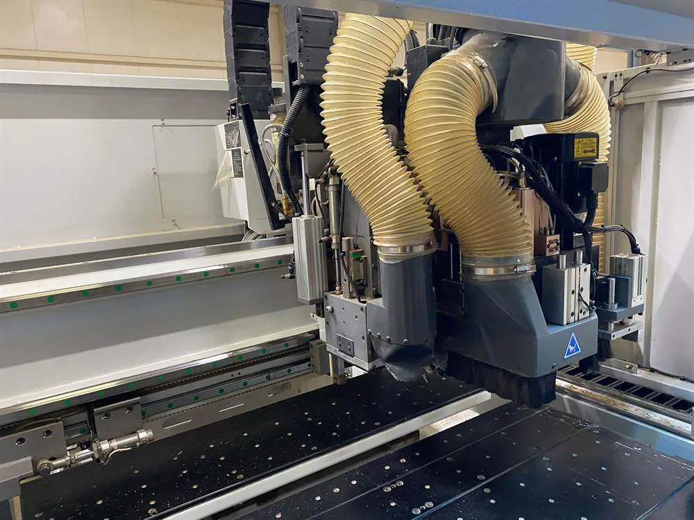 KDT 612M CNC Delik Makinesi (2020) — 7/13