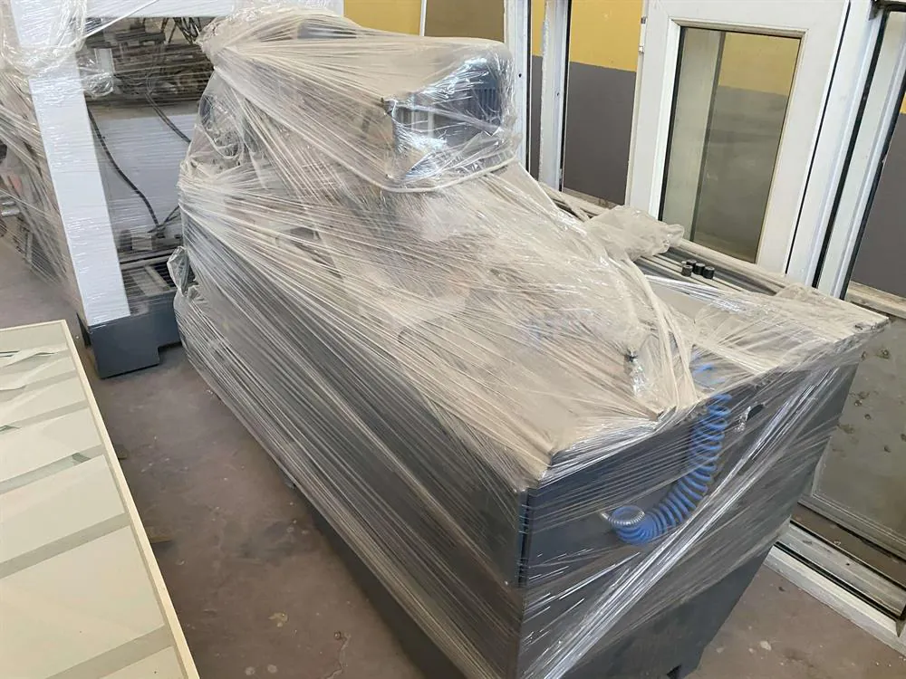 Feniş Makina FN-1850 Menteşe ve Kulp Yeri Açma Makinesi — 2/5