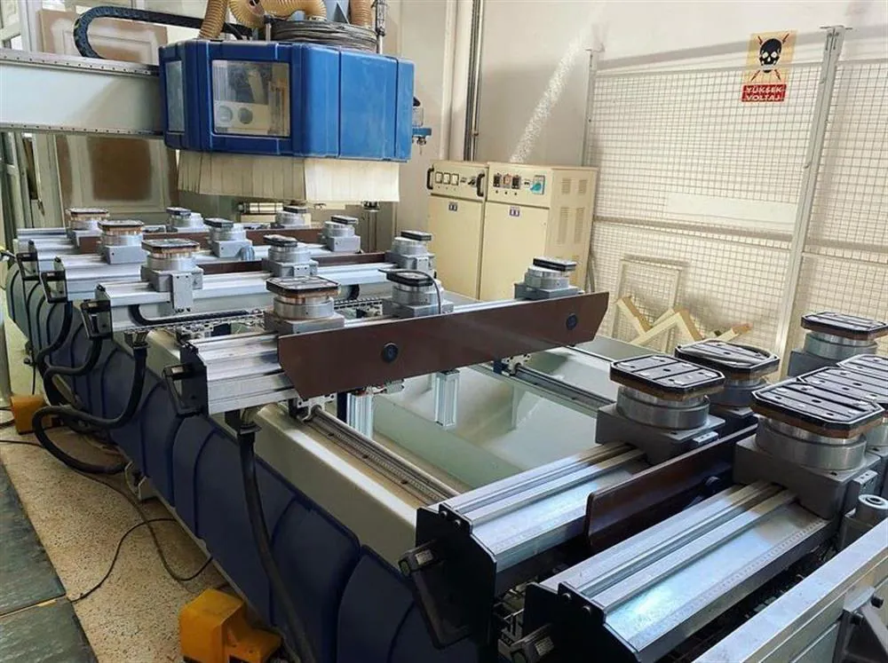 Uniteam Universal K 30 / M CNC Router — 4/11