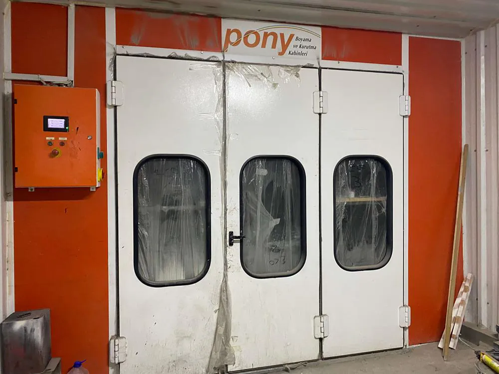 Pony Boya Kabini — 2/10