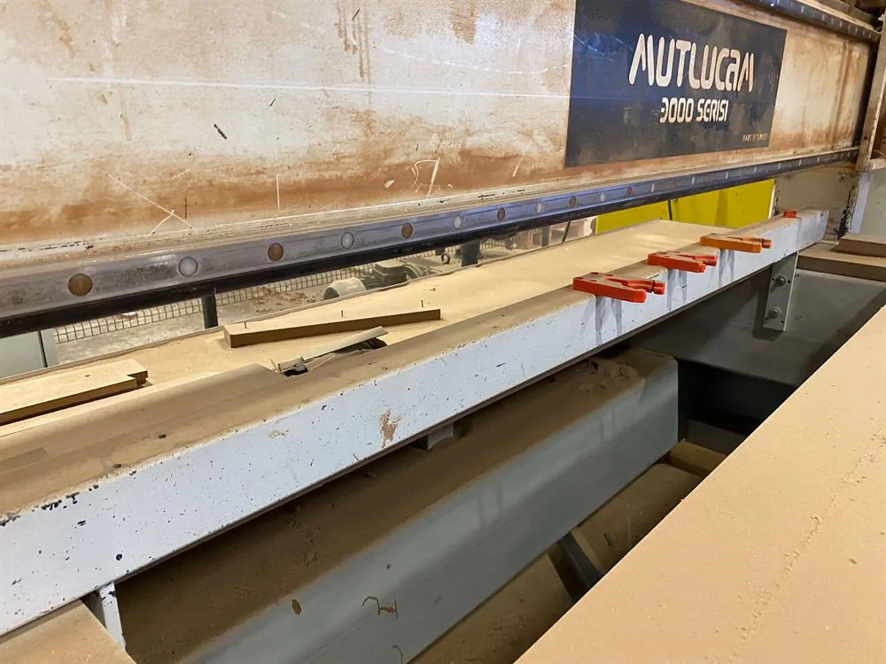 Mutlucam Makine 2128 Düz Tabla CNC Makinesi (2015) — 8/9