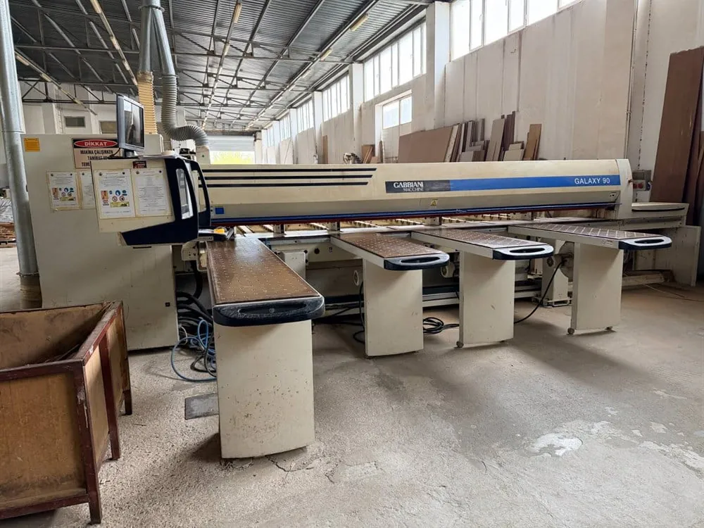 SCM Galaxy 90 Arkadan Yüklemeli Asansörlü Panel Ebatlama Makinesi (2003) — 2/6