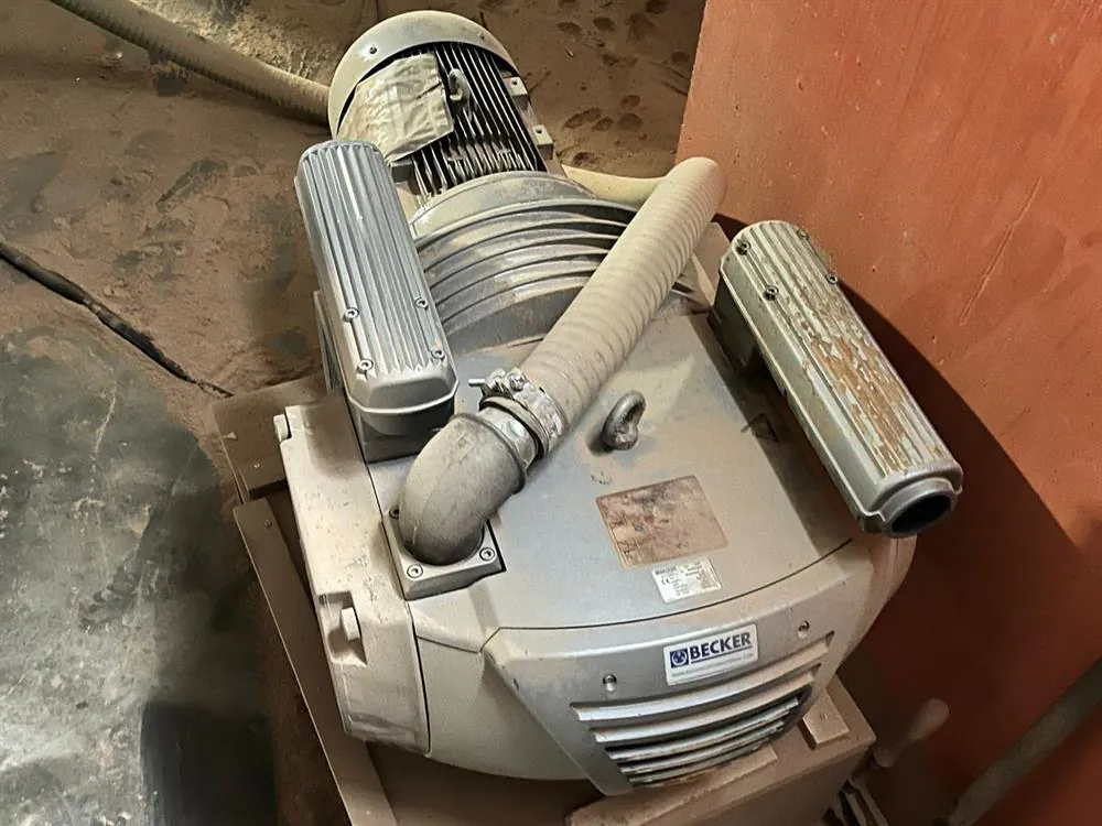 Elfemak Torro 2128 Süpürmeli CNC Nesting Makinesi (2017) — 9/9