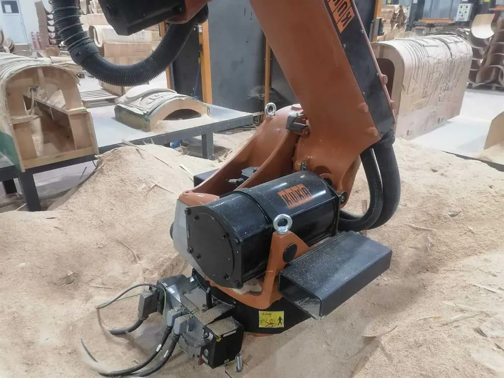KUKA Endüstriyel Robot Kol — 6/11
