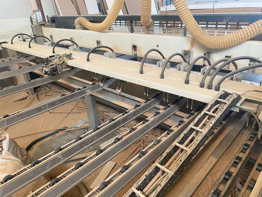 Biesse Selco Sektor 450 Önden Yüklemeli Panel Ebatlama Makinesi (2014) — 8/10