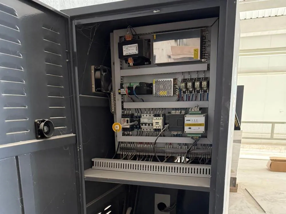 Fnt Makine KG 3100 Kaplama Kesim Makinesi (2013) — 6/6
