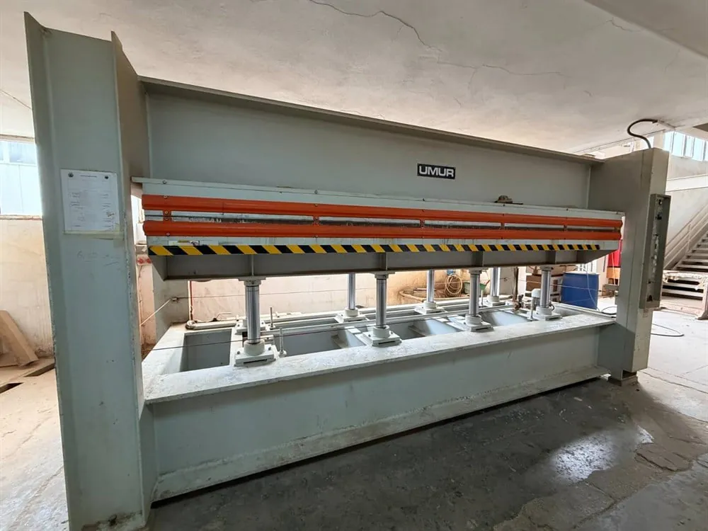 Umur Makine 150*420 Kapı Pres Makinesi (2006) — 3/8
