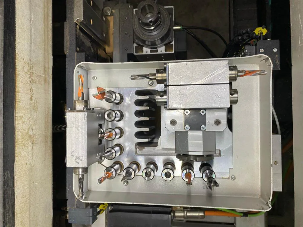 AES Sirius 950 M CNC Delik Makinesi (2017) — 14/15