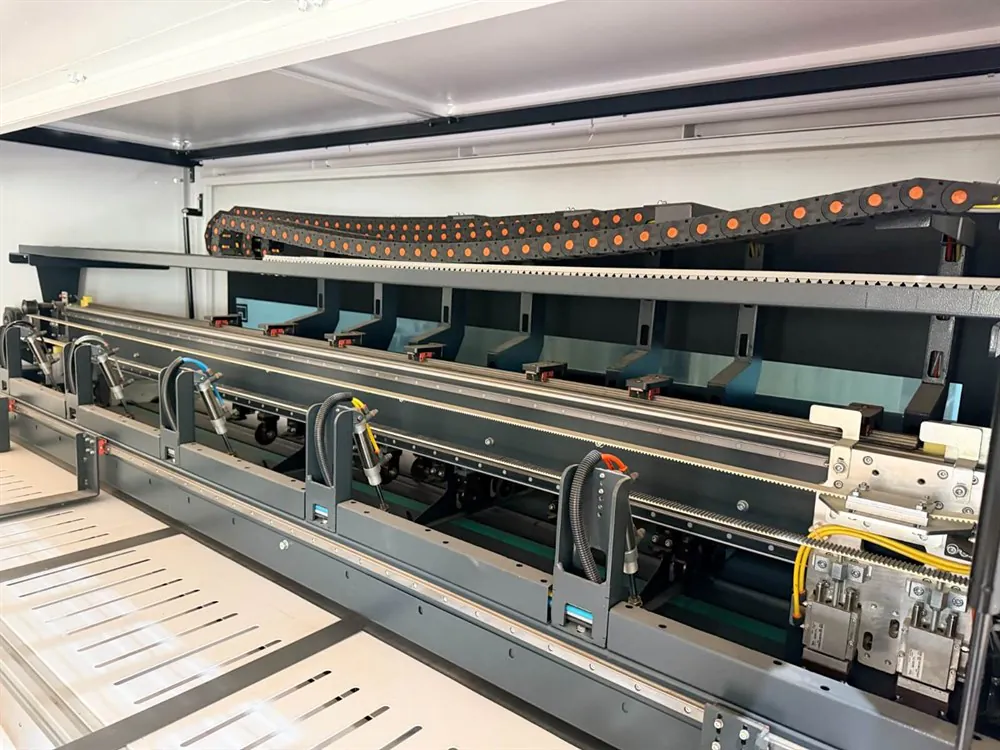 Edda Makine Neobox 7 2500 CNC Karton Kesim ve Kutu Makinesi (2024) — 6/8