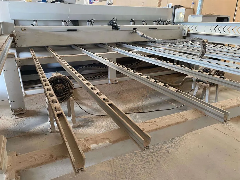 KDT Sawtech PR 38 Önden Yüklemeli Panel Ebatlama Makinesi (2014) — 7/7
