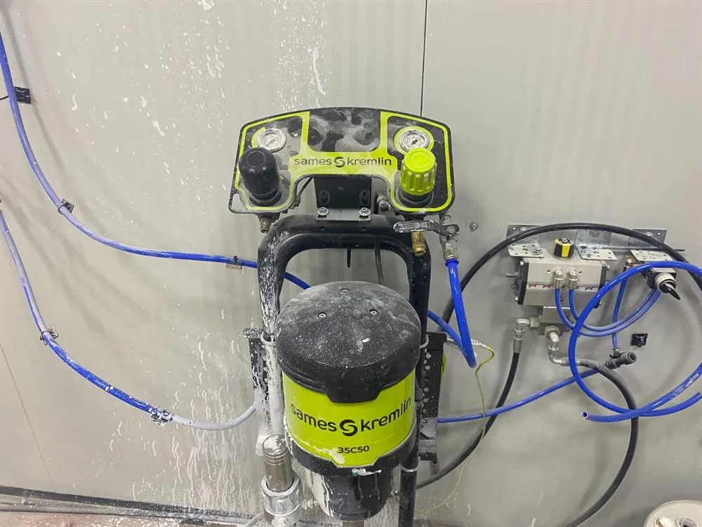 Yaskawa Eras 1000 YR-1-06VXHL 20-A00 Robot Kol Boya Atım Makinesi (2023) — 4/10
