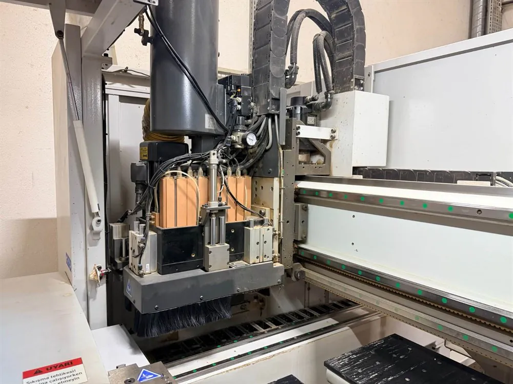 KDT KD 612 MS 2+1 CNC Drilling Machine (2021) — 6/10