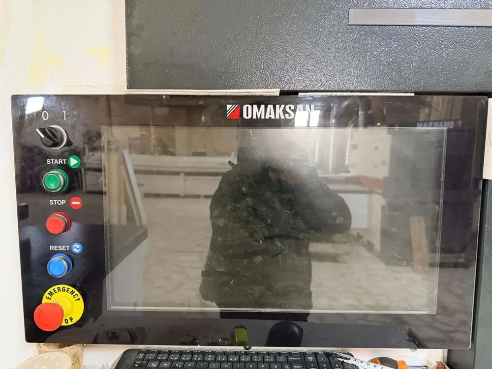 Omaksan 4000 D-Line 6X 2+1 CNC Delik Makinesi (2023) — 10/17