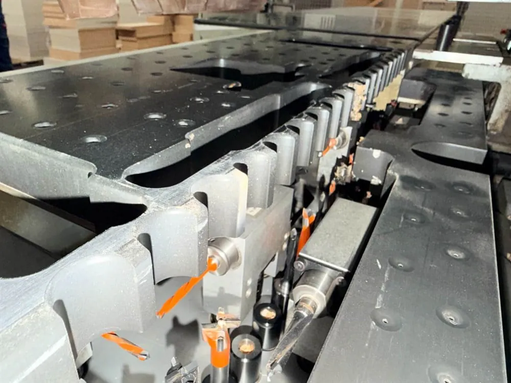 Biesse Skipper 100 CNC Delik ve Frezeleme Merkezi (2007) — 12/13