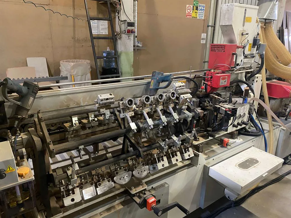 Nanxing NB 875 E Soft-forming Kenar Bantlama Makinesi (2023) — 6/17