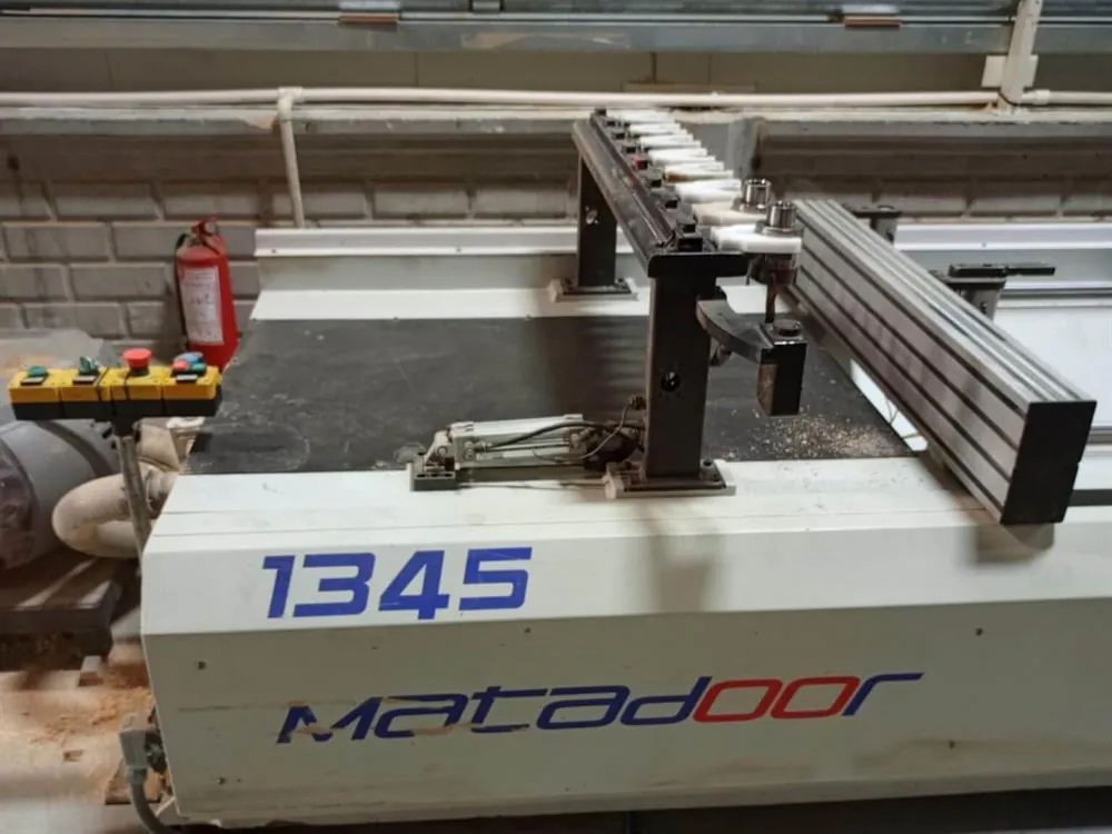 AES Matadoor 1345 Çift Kapılık CNC Makinesi (2013) — 4/5