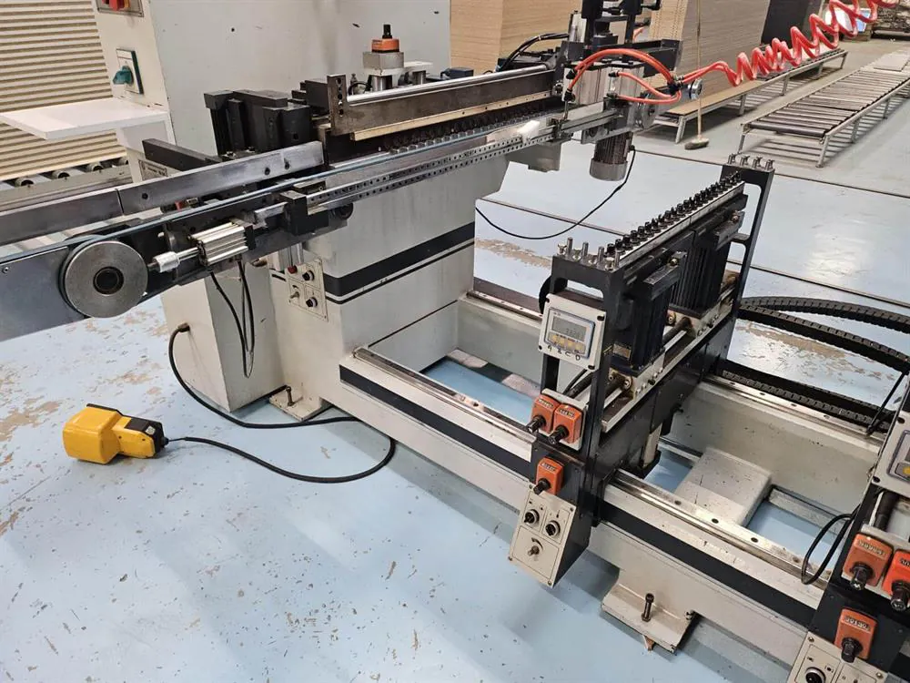 Fnt Makine 7K-154 Çoklu Delik Makinesi (2009) — 6/13