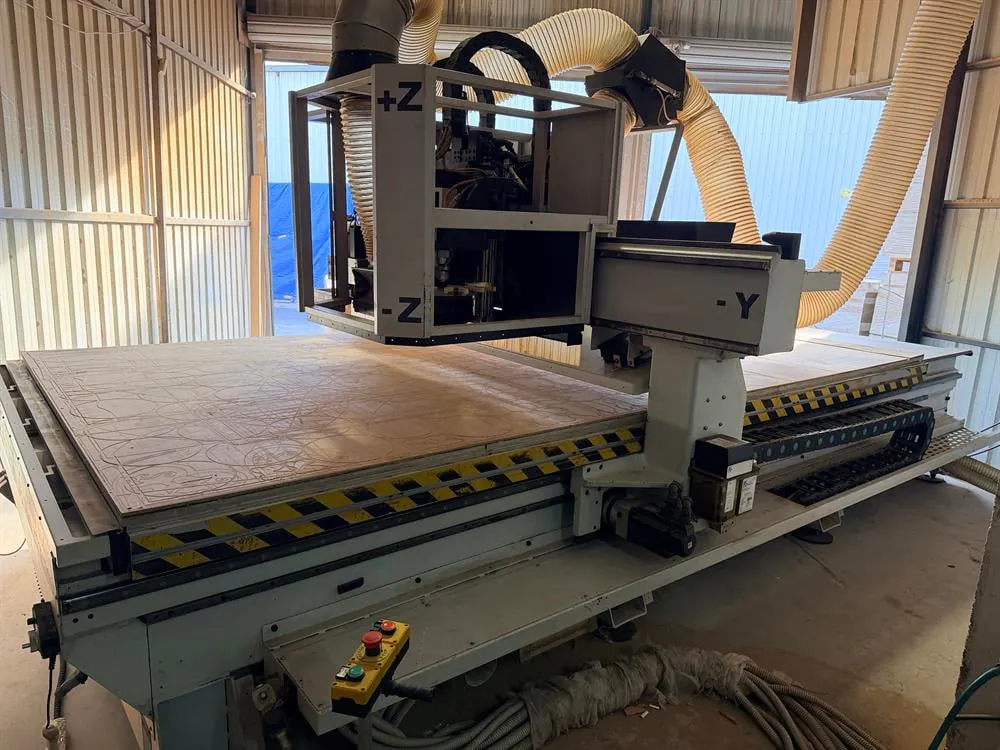 AES Raptor Cabinet 2136 CNC Nesting Makinesi (2013) — 20/25