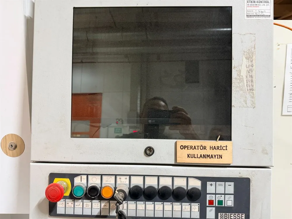 Biesse Skipper 100 CNC Delik Makinesi (2008) — 8/11