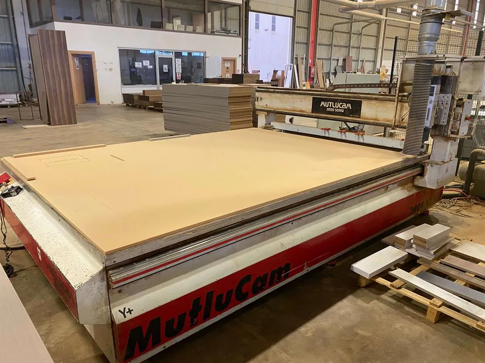 Mutlucam Makine 2128 Düz Tabla CNC Makinesi (2015) — 5/9